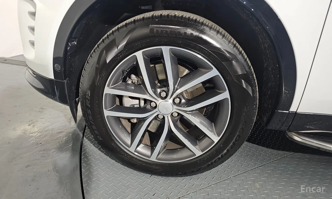 Фото 5 - Land Rover Discovery Sport