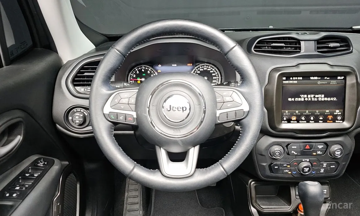 Фото 13 - Jeep Renegade