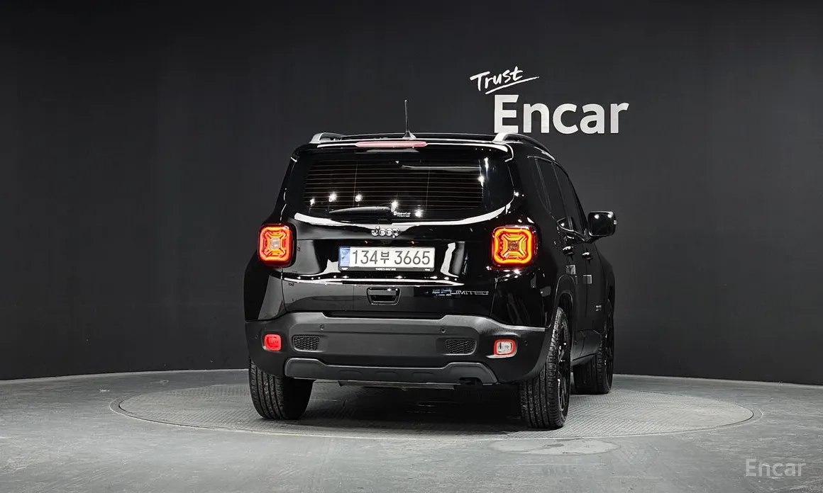 Фото 4 - Jeep Renegade
