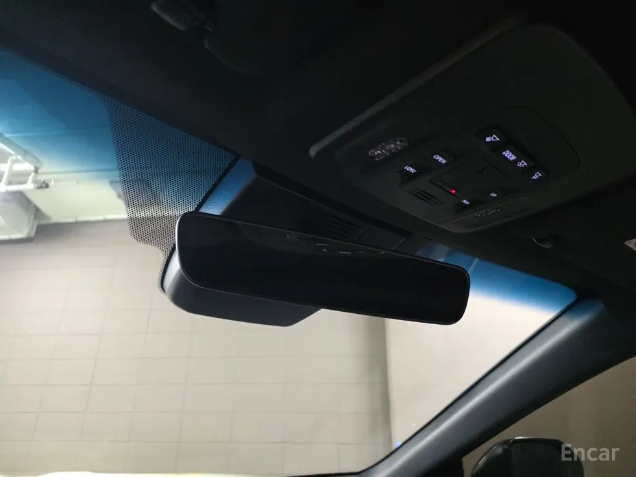 Фото 15 - Toyota Camry