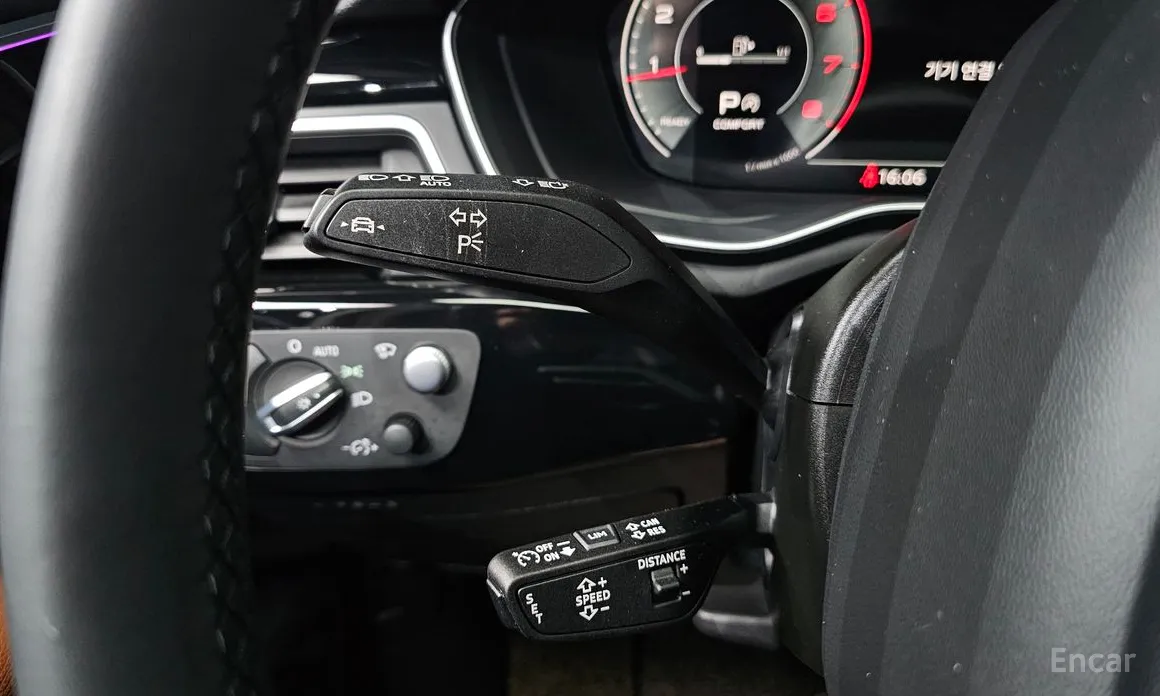 Фото 13 - Audi A4