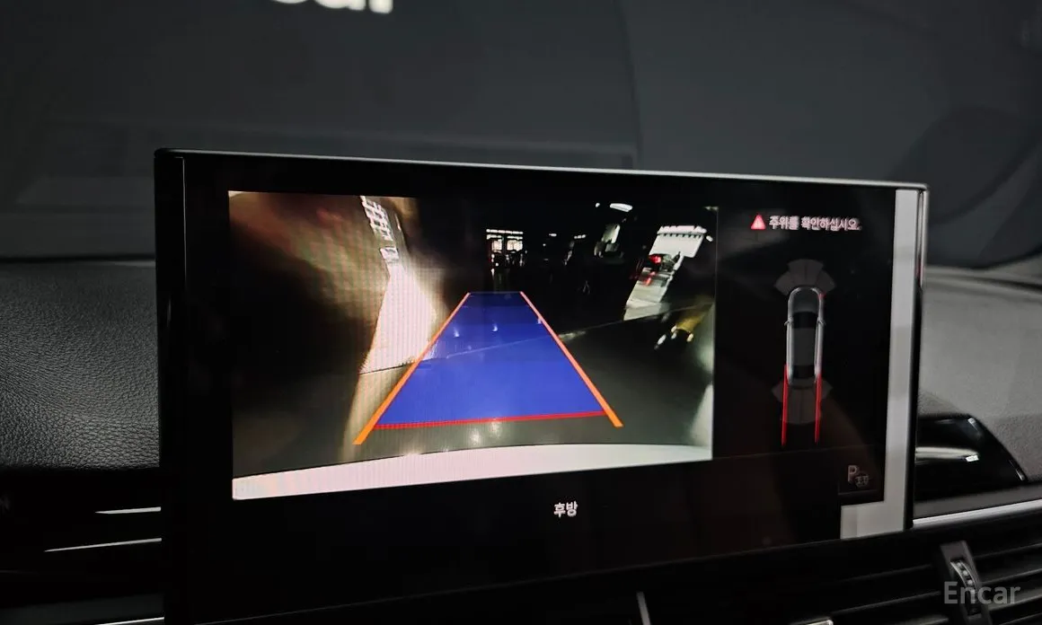 Фото 16 - Audi A4