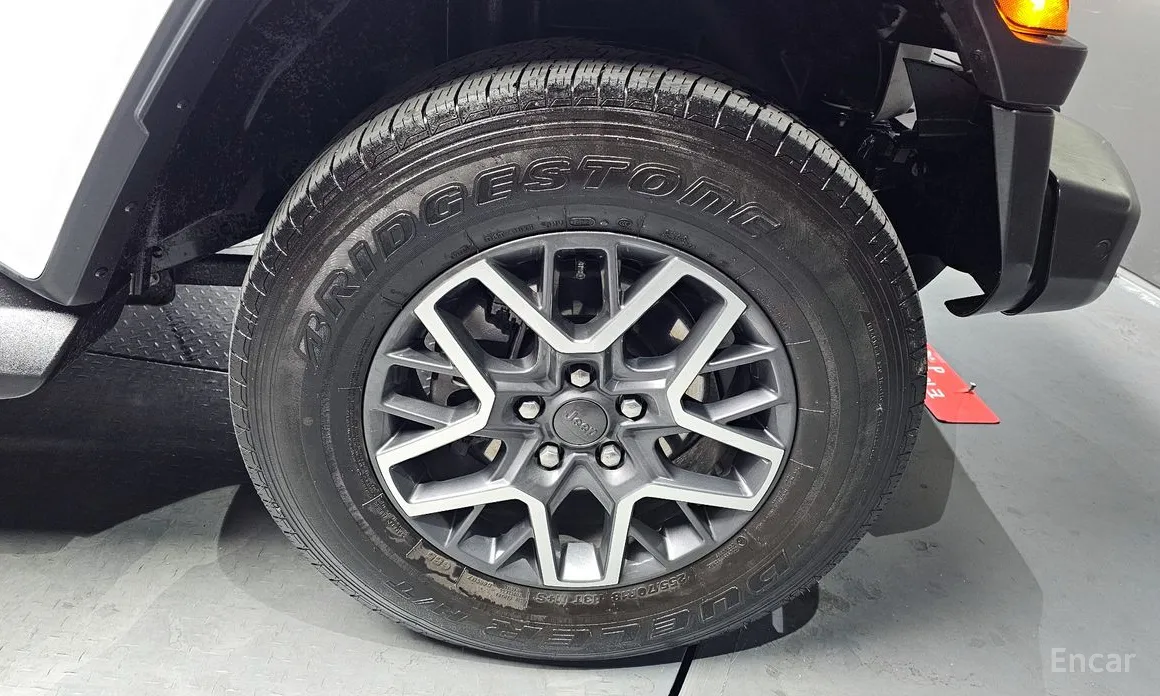 Фото 5 - Jeep Wrangler