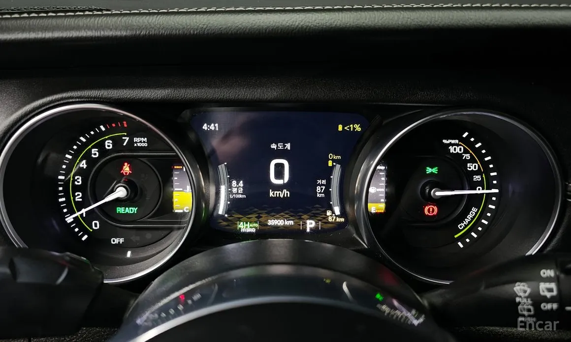 Фото 8 - Jeep Wrangler