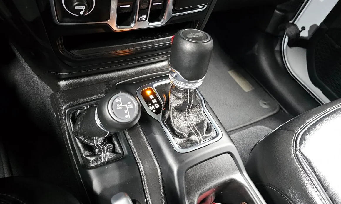 Фото 9 - Jeep Wrangler