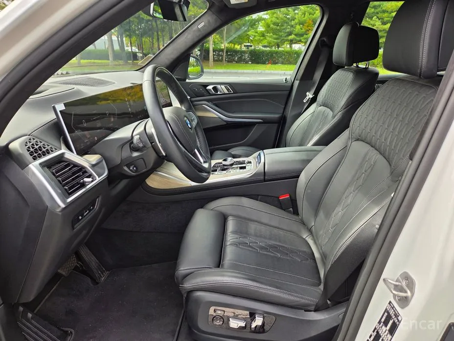 Фото 11 - BMW X7