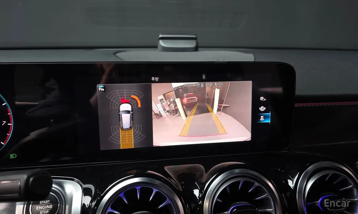 Фото 16 - Mercedes-Benz GLB-Class