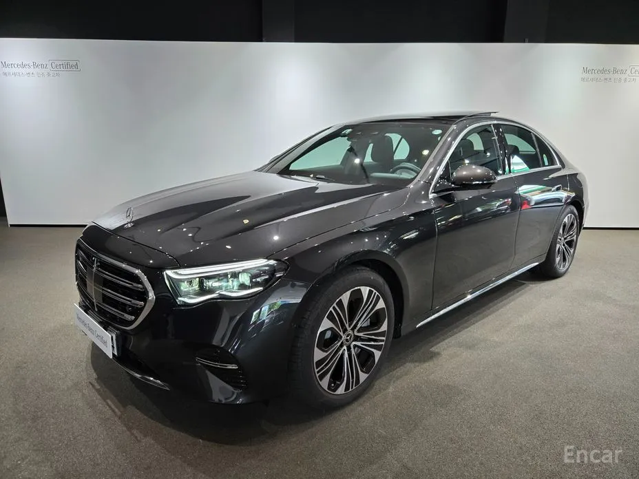 Фото 1 - Mercedes-Benz E-Class