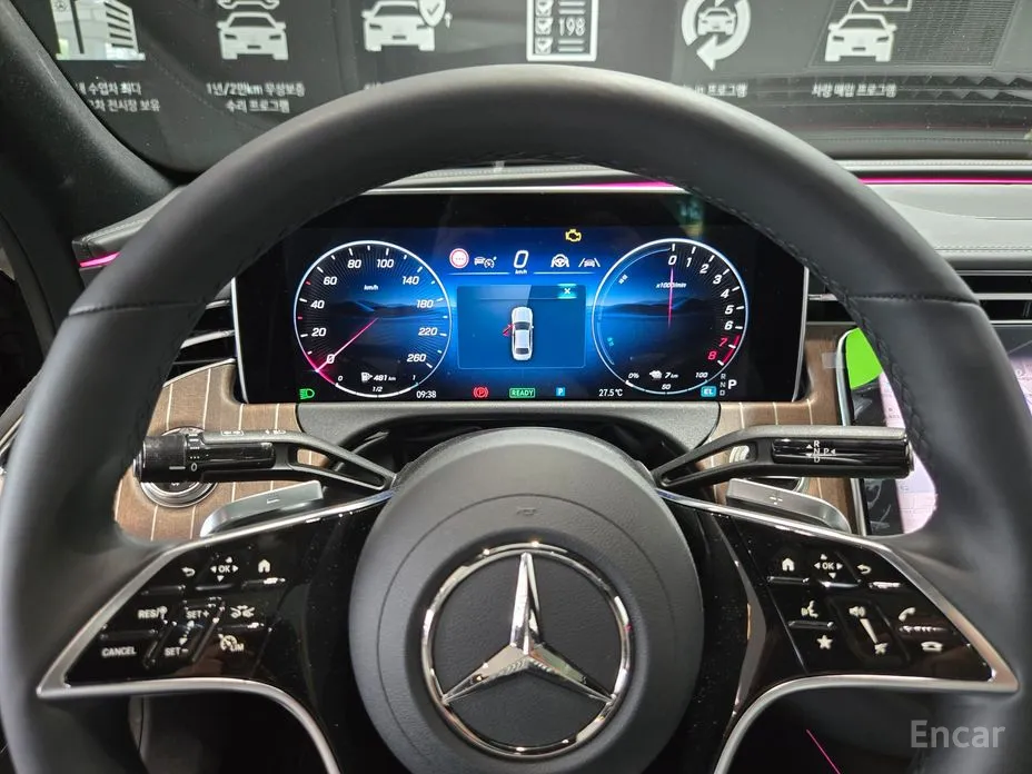 Фото 13 - Mercedes-Benz E-Class