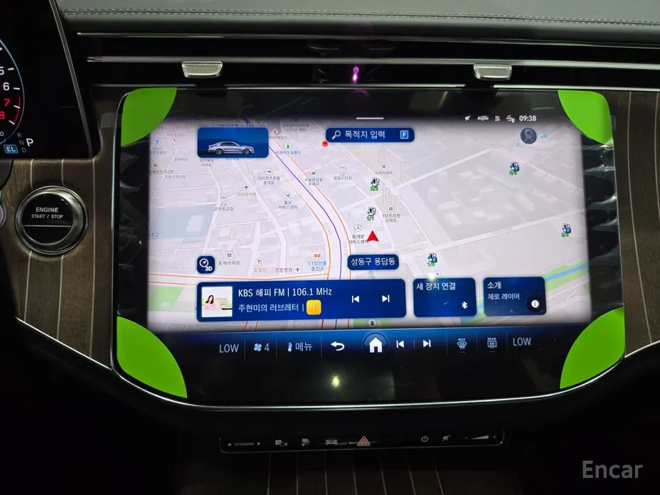 Фото 14 - Mercedes-Benz E-Class