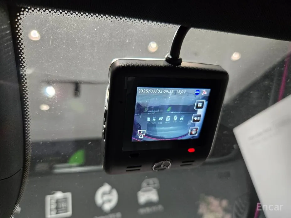 Фото 20 - Mercedes-Benz E-Class