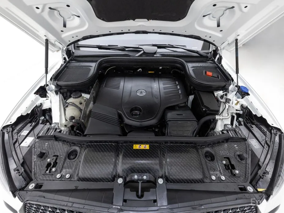 Фото 10 - Mercedes-Benz GLE-Class