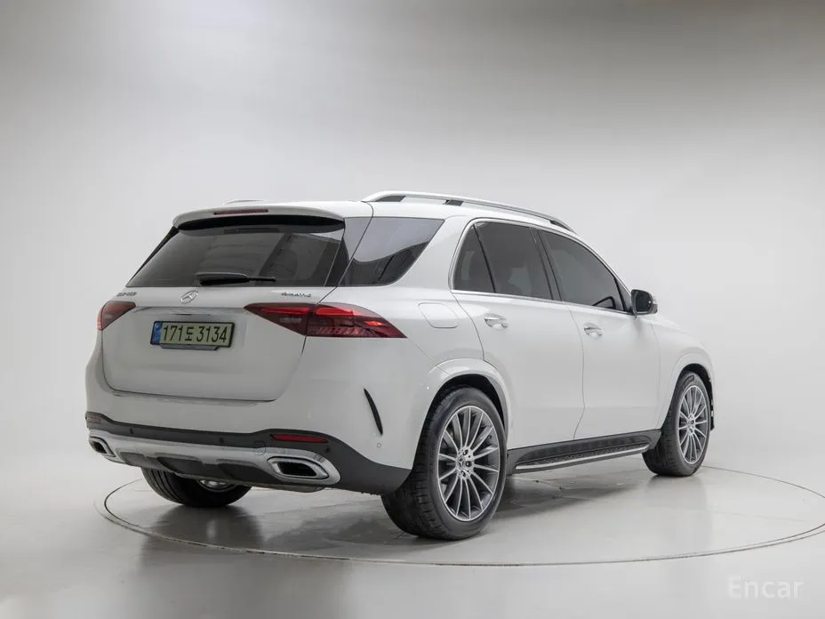 Фото 4 - Mercedes-Benz GLE-Class