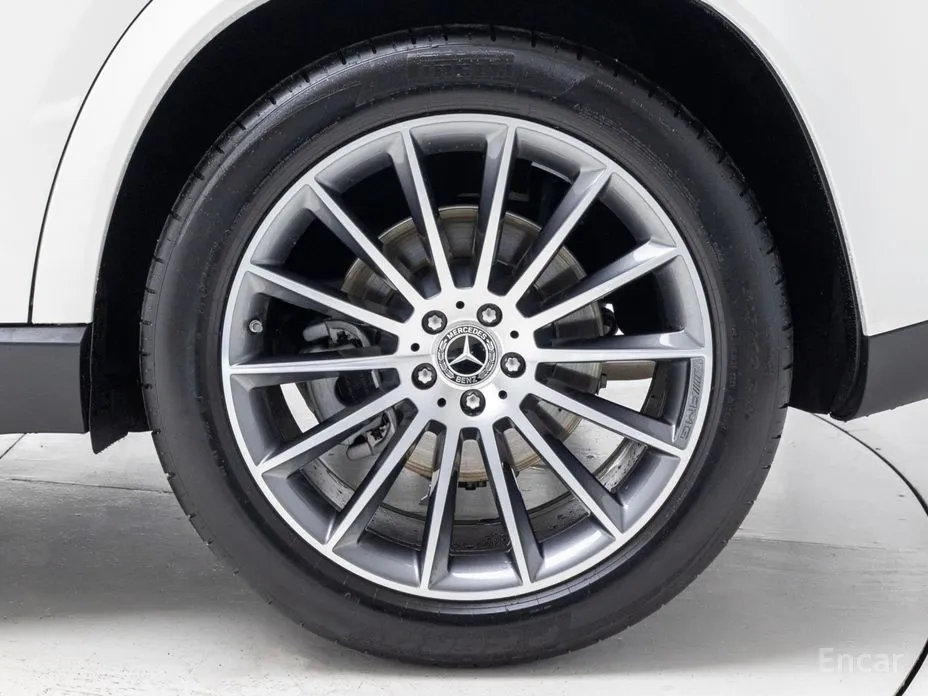 Фото 5 - Mercedes-Benz GLE-Class