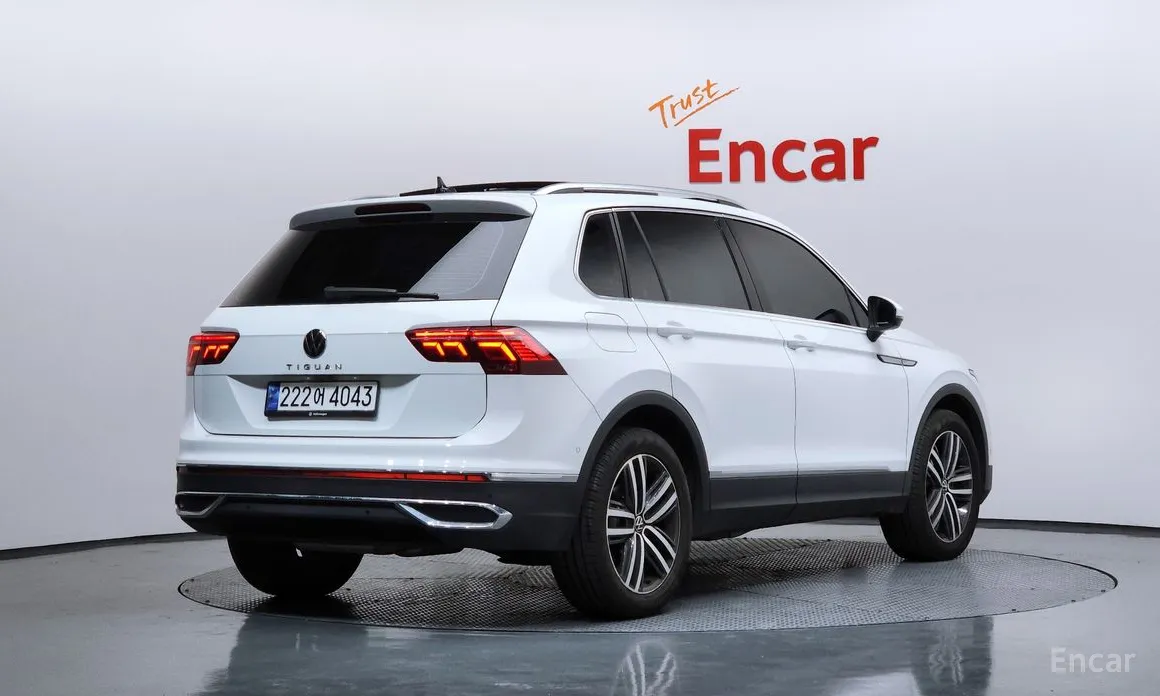 Фото 2 - Volkswagen Tiguan