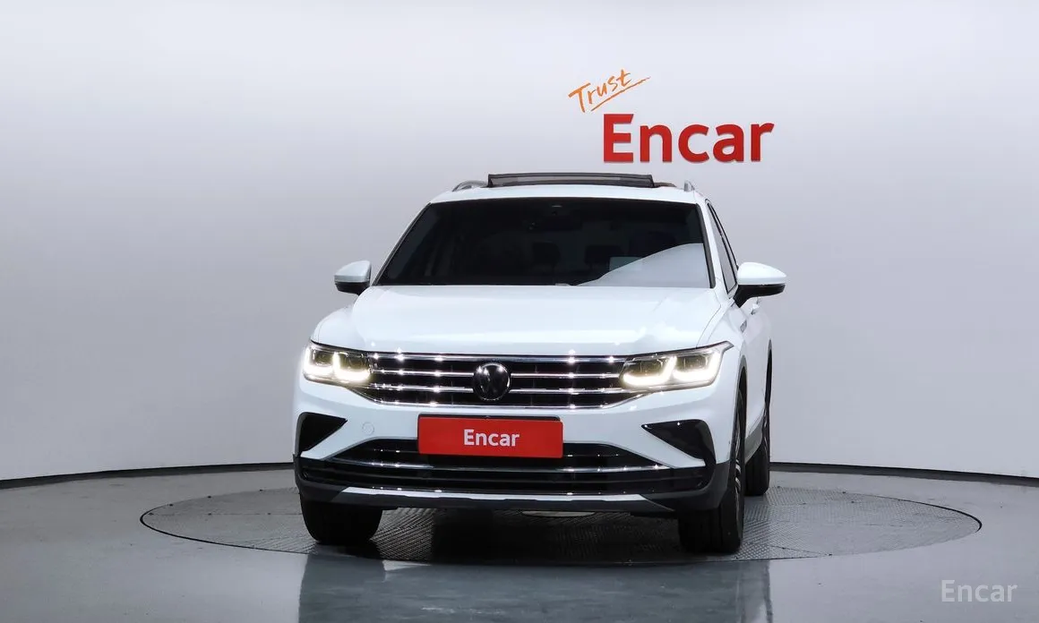 Фото 3 - Volkswagen Tiguan