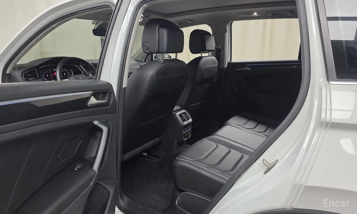 Фото 17 - Volkswagen Tiguan