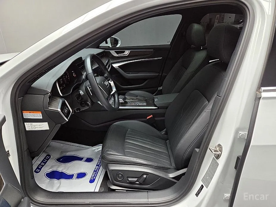 Фото 12 - Audi A6