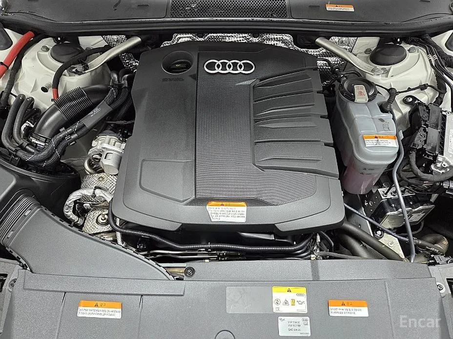 Фото 19 - Audi A6