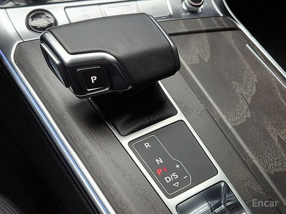 Фото 9 - Audi A6