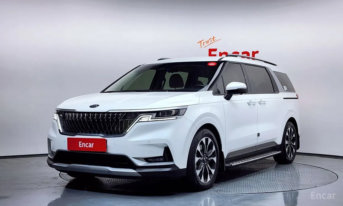 Фото 1 - Kia Carnival