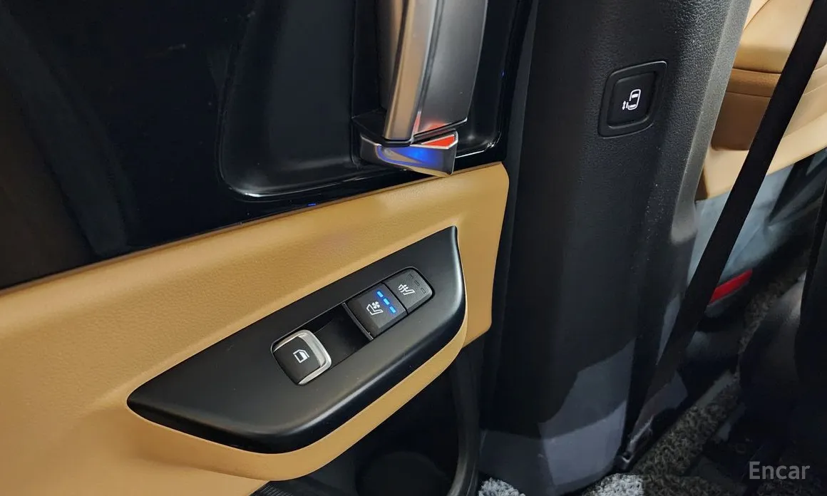 Фото 18 - Kia Carnival