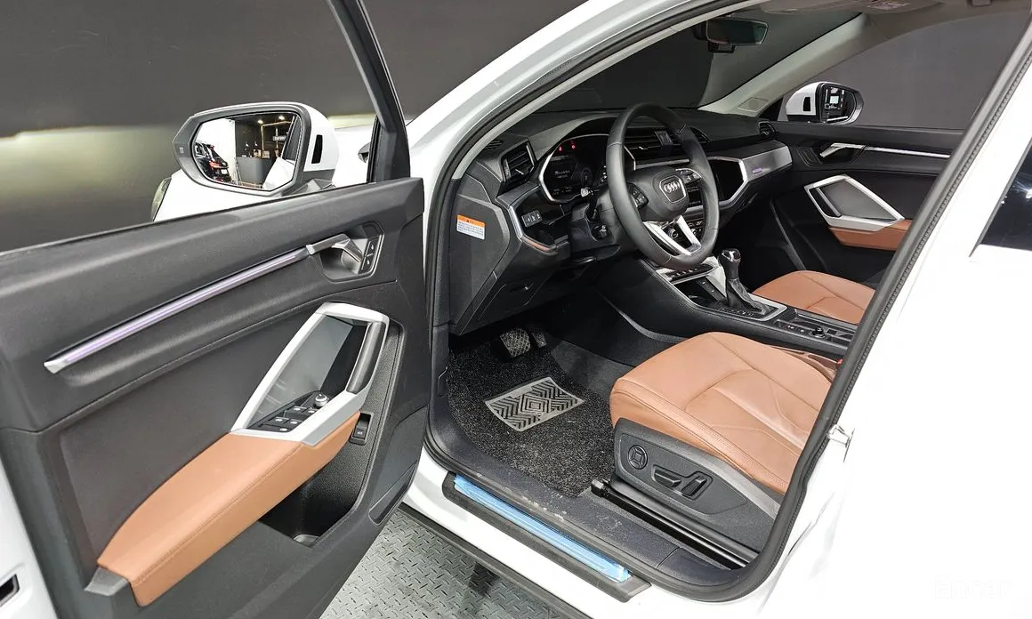 Фото 10 - Audi Q3