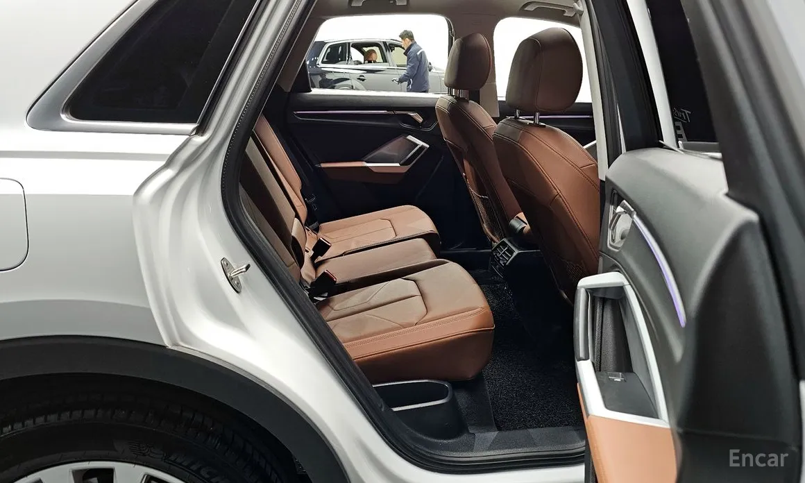 Фото 12 - Audi Q3