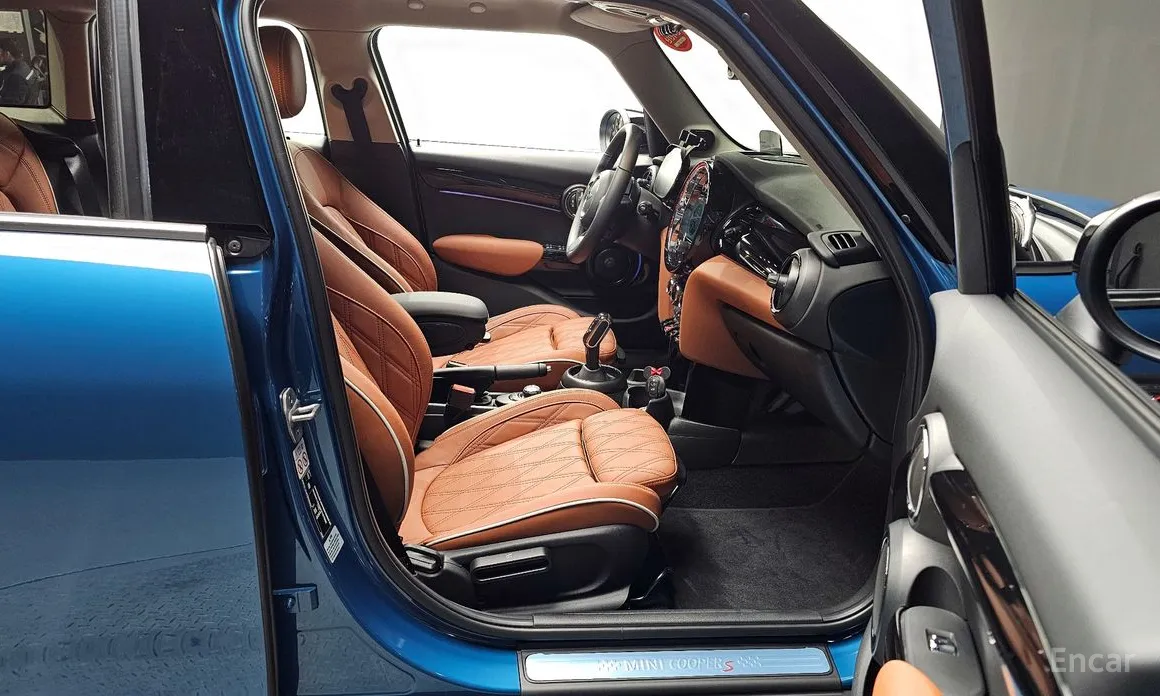Фото 11 - Mini Cooper