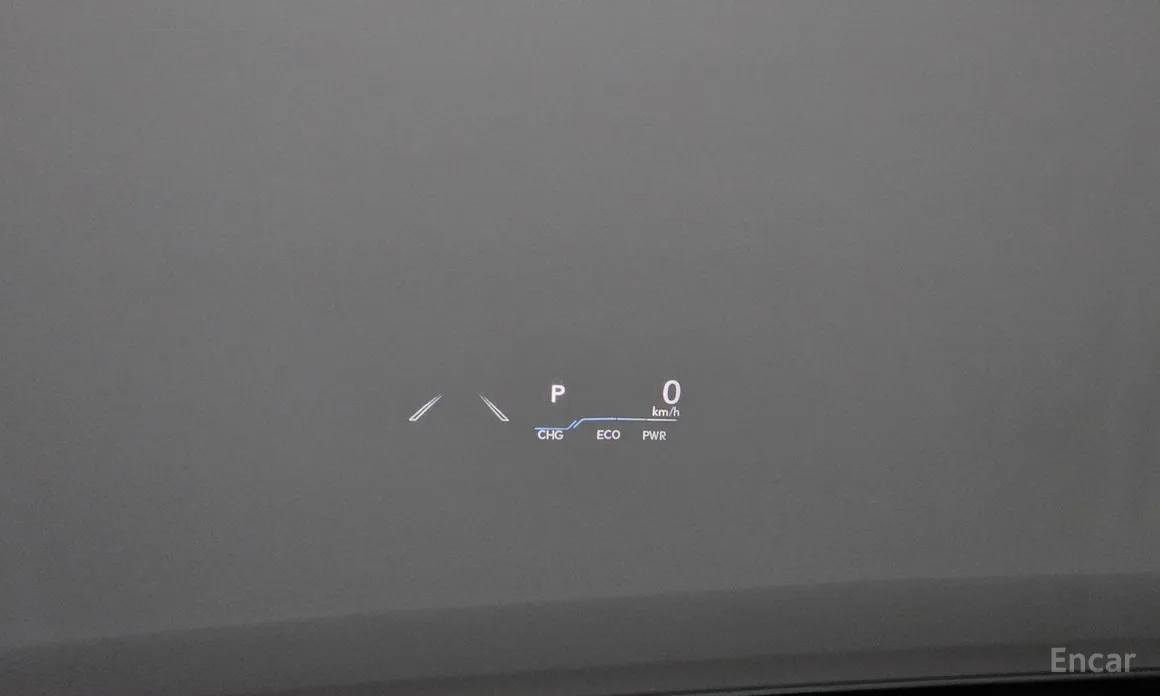 Фото 17 - Lexus ES