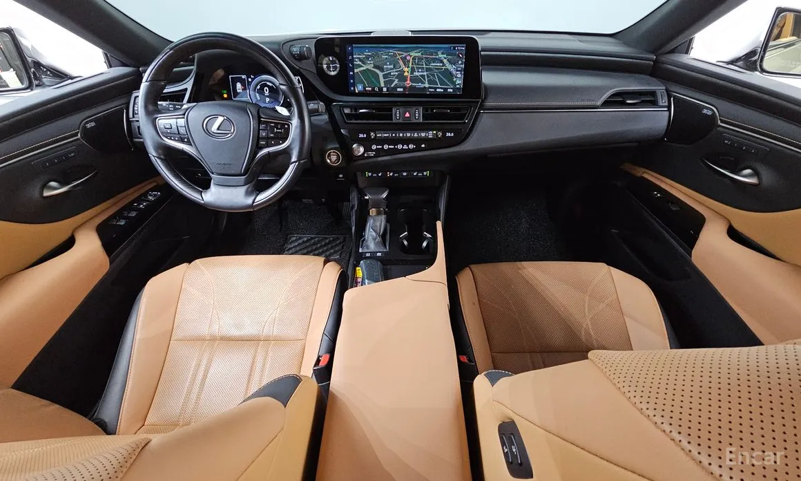 Фото 7 - Lexus ES