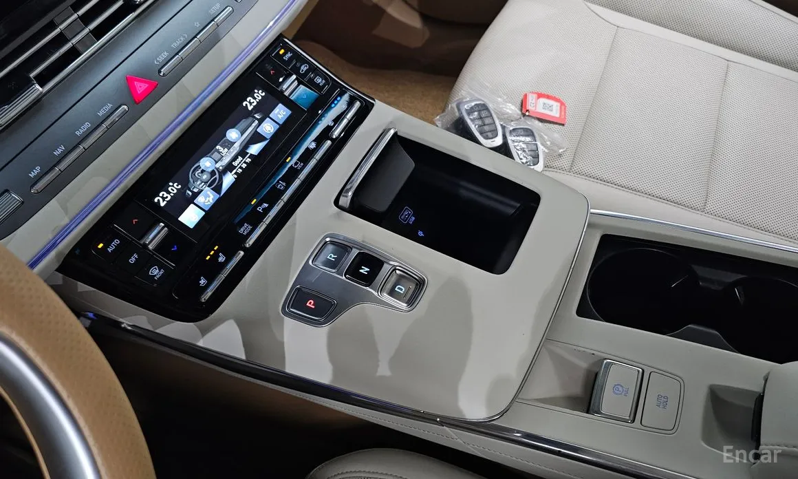 Фото 9 - Hyundai Grandeur