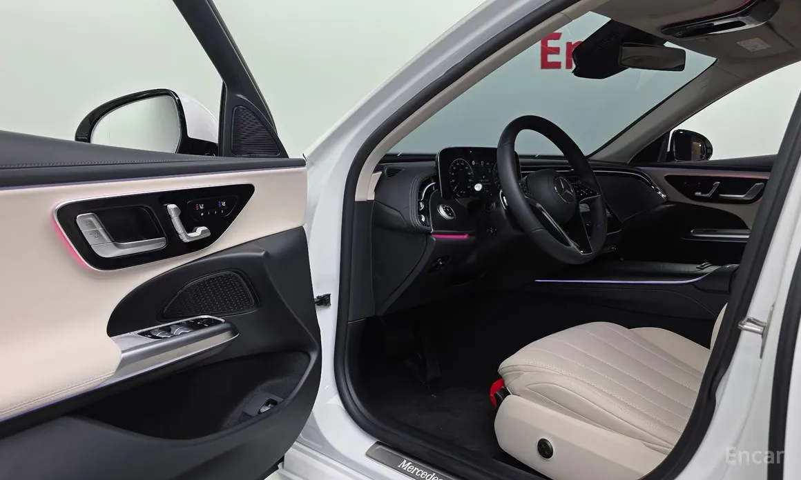 Фото 12 - Mercedes-Benz E-Class