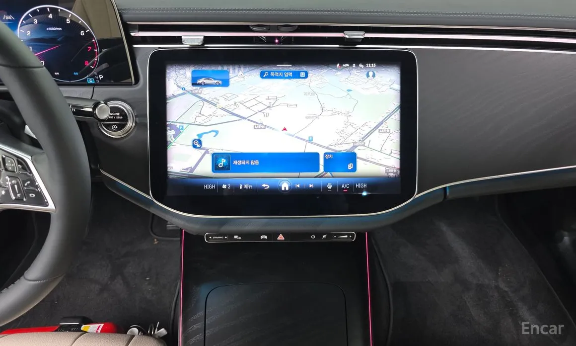 Фото 14 - Mercedes-Benz E-Class