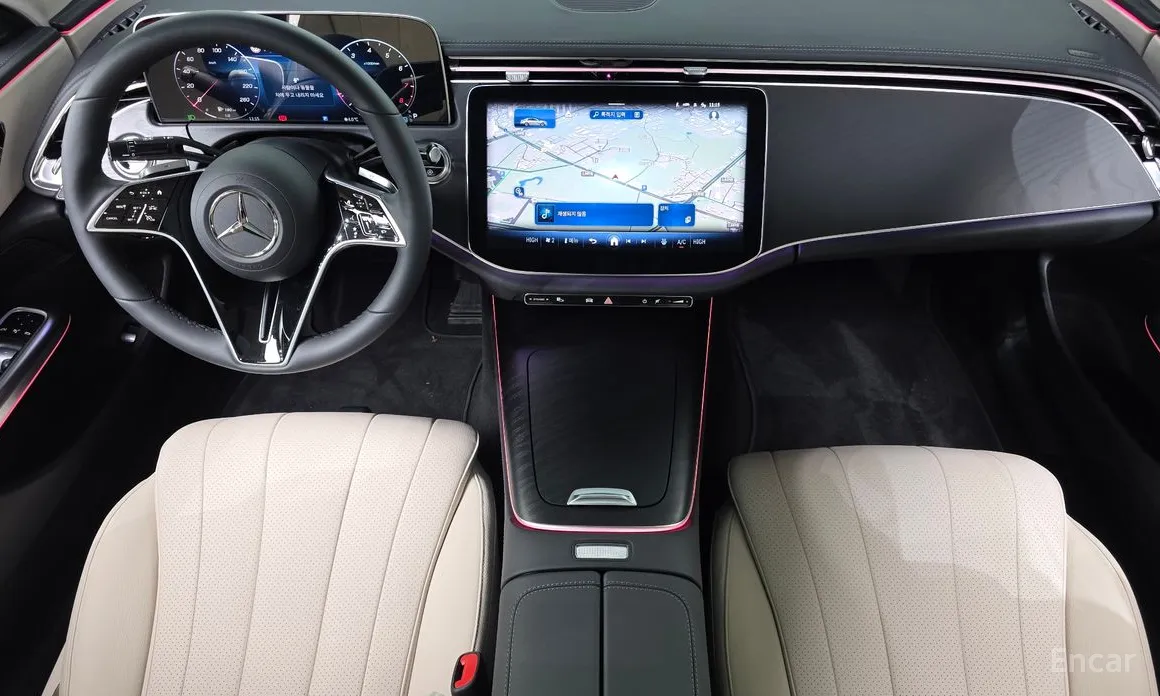 Фото 7 - Mercedes-Benz E-Class