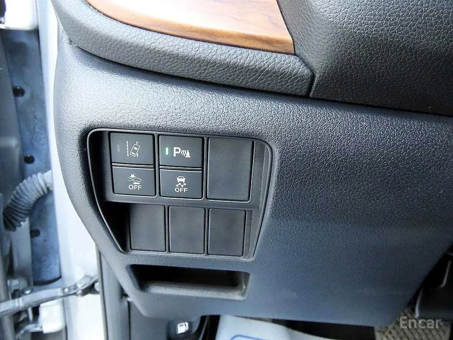 Фото 19 - Honda CR-V