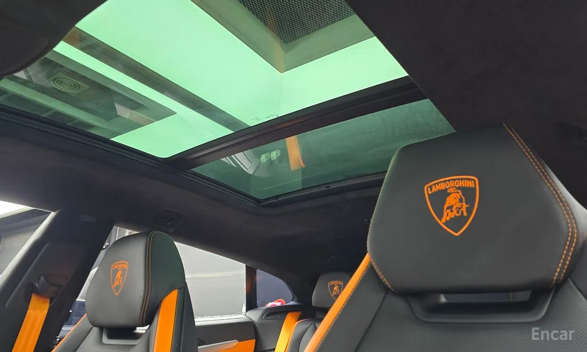 Фото 18 - Lamborghini Urus