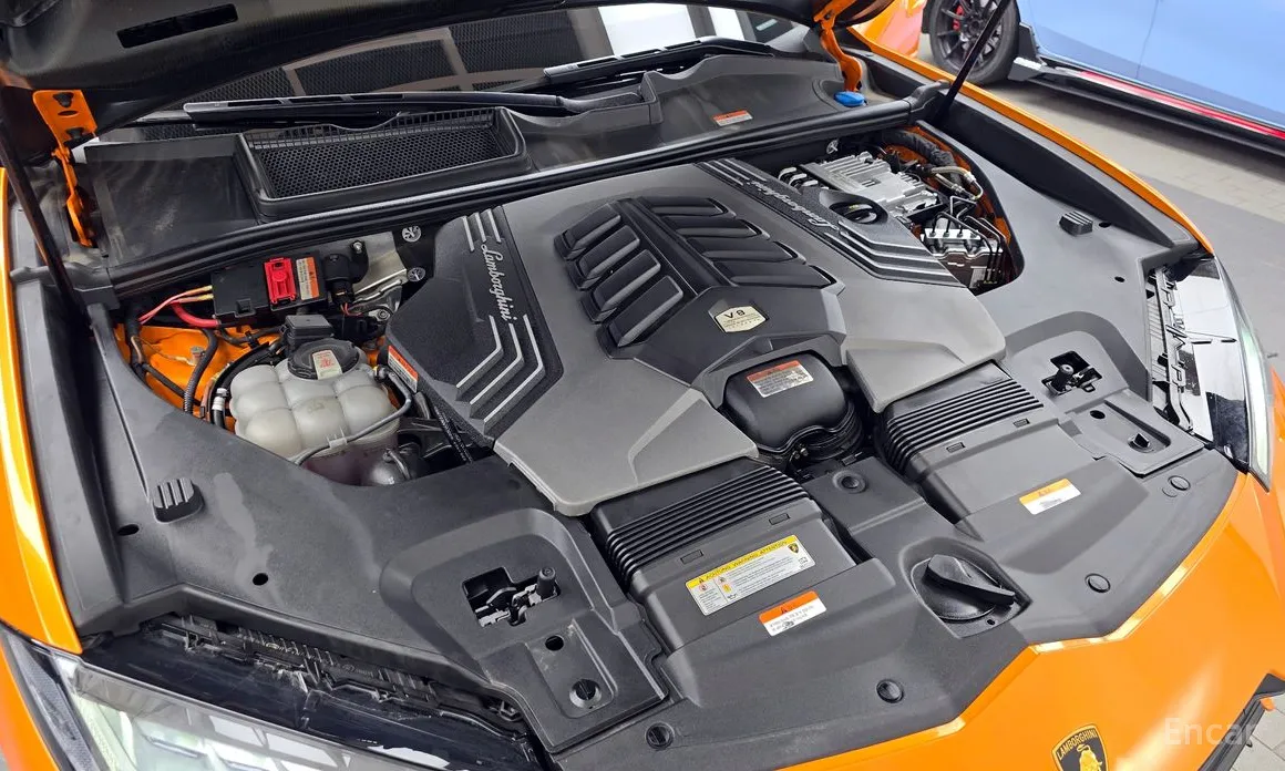 Фото 6 - Lamborghini Urus