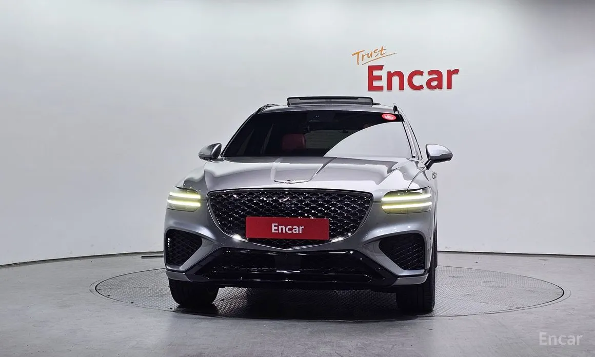 Photo 3 - Genesis GV70