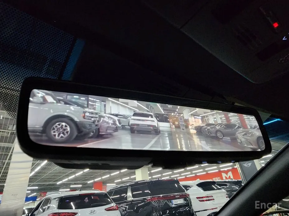 Фото 10 - Toyota Camry