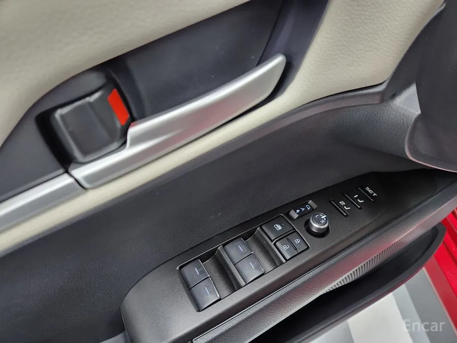 Фото 17 - Toyota Camry