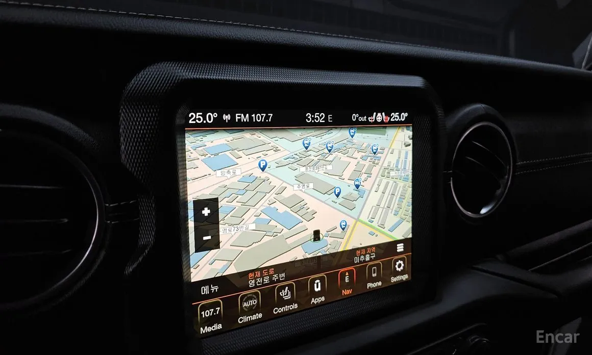 Фото 14 - Jeep Wrangler