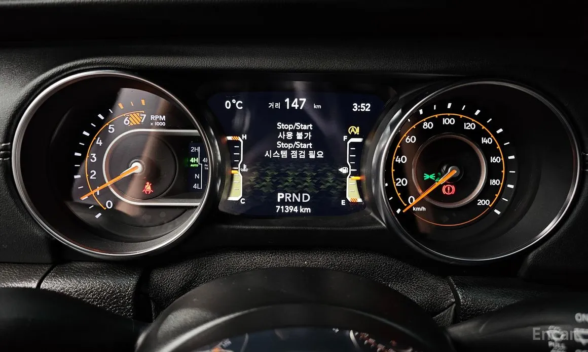 Фото 8 - Jeep Wrangler