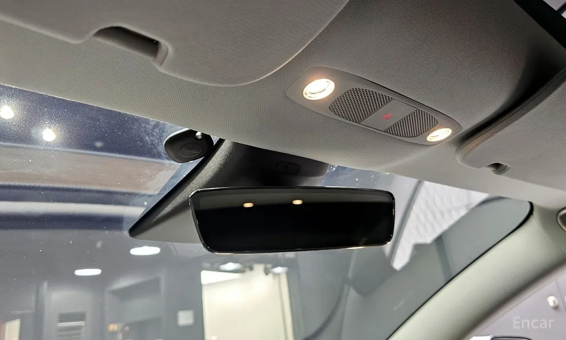 Фото 17 - Tesla Model 3