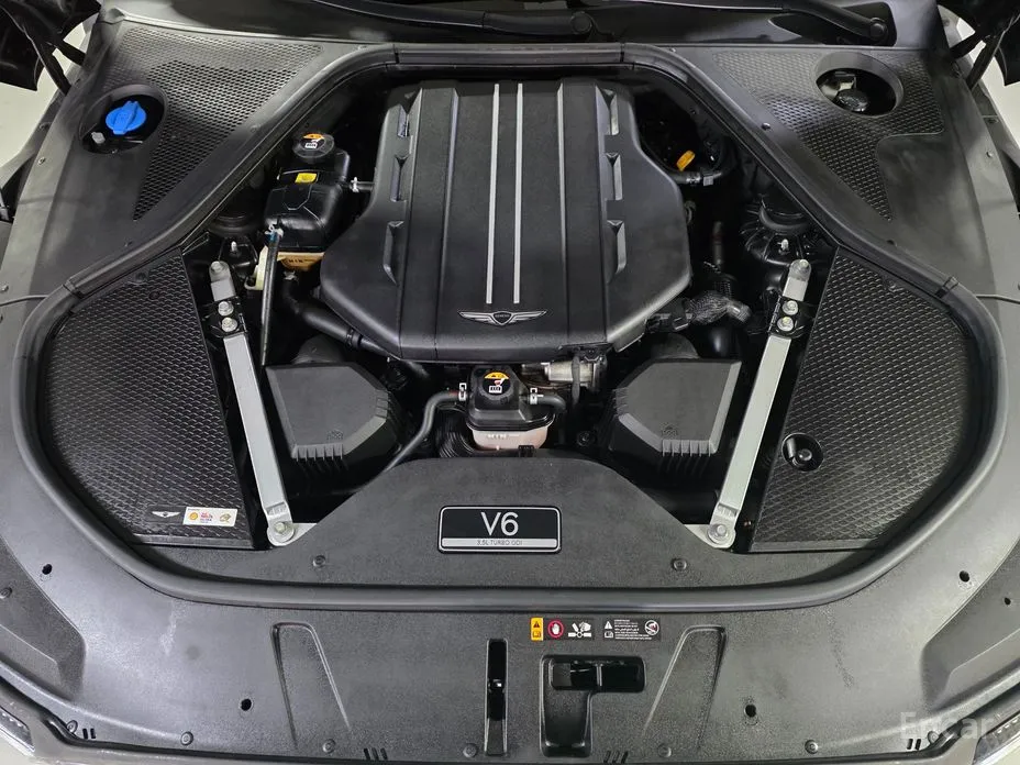 Фото 6 - Genesis G90