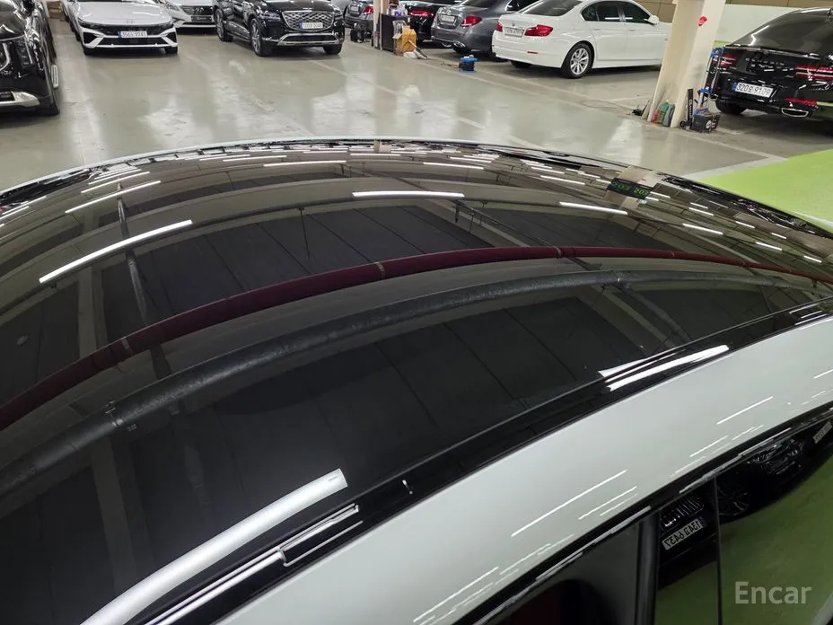 Фото 20 - Porsche Taycan