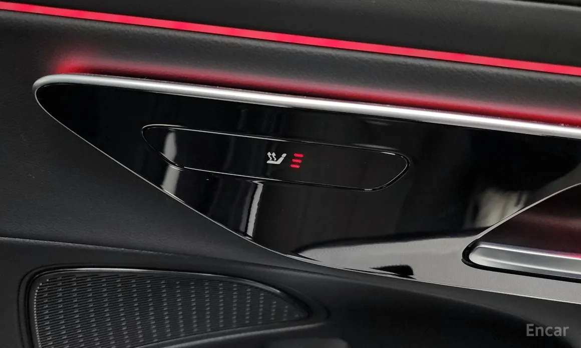 Фото 19 - Mercedes-Benz E-Class