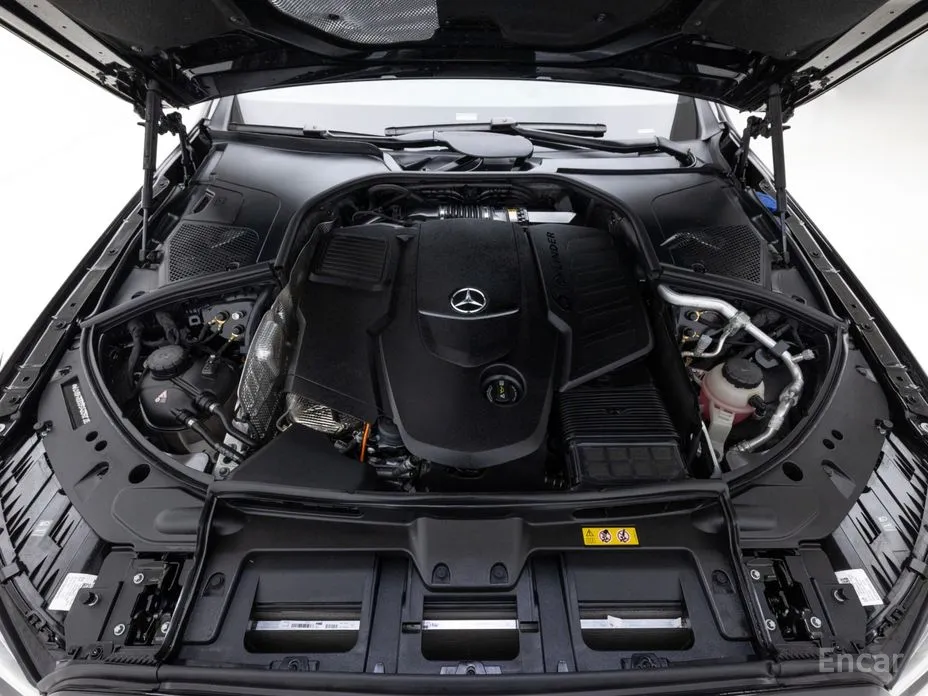 Фото 11 - Mercedes-Benz S-Class