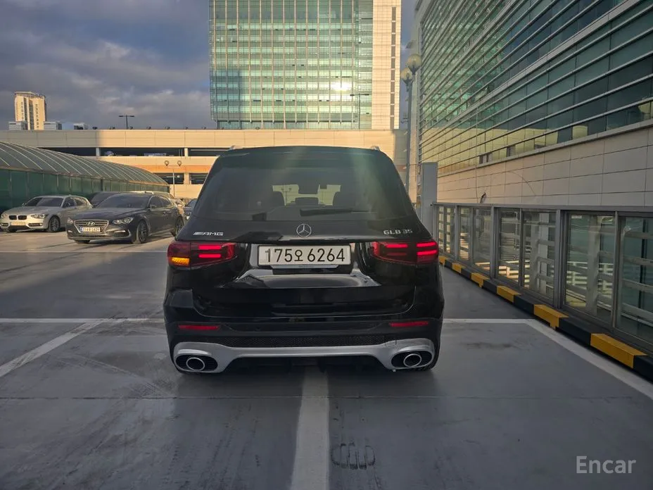 Фото 4 - Mercedes-Benz GLB-Class