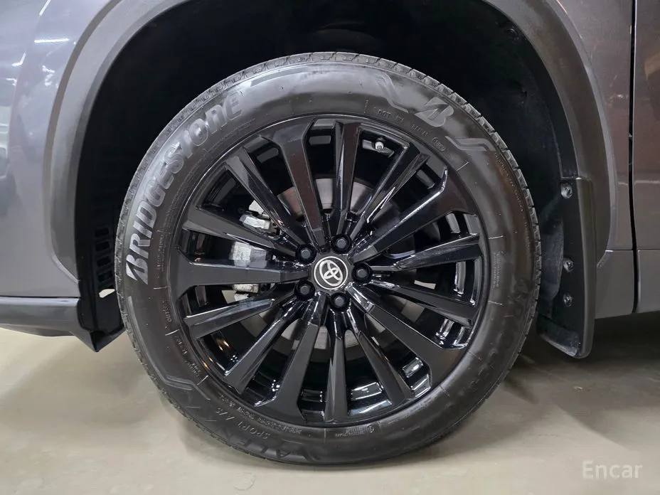 Фото 5 - Toyota Highlander